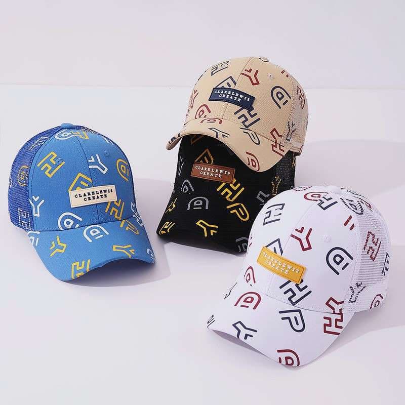 キッズ帽子 遊び心あふれる幾何学模様キャップ