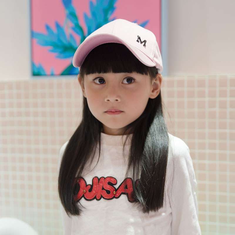 キッズ帽子 女の子に似合うクールキャップの王道！ 子供向けイニシャルキャップ