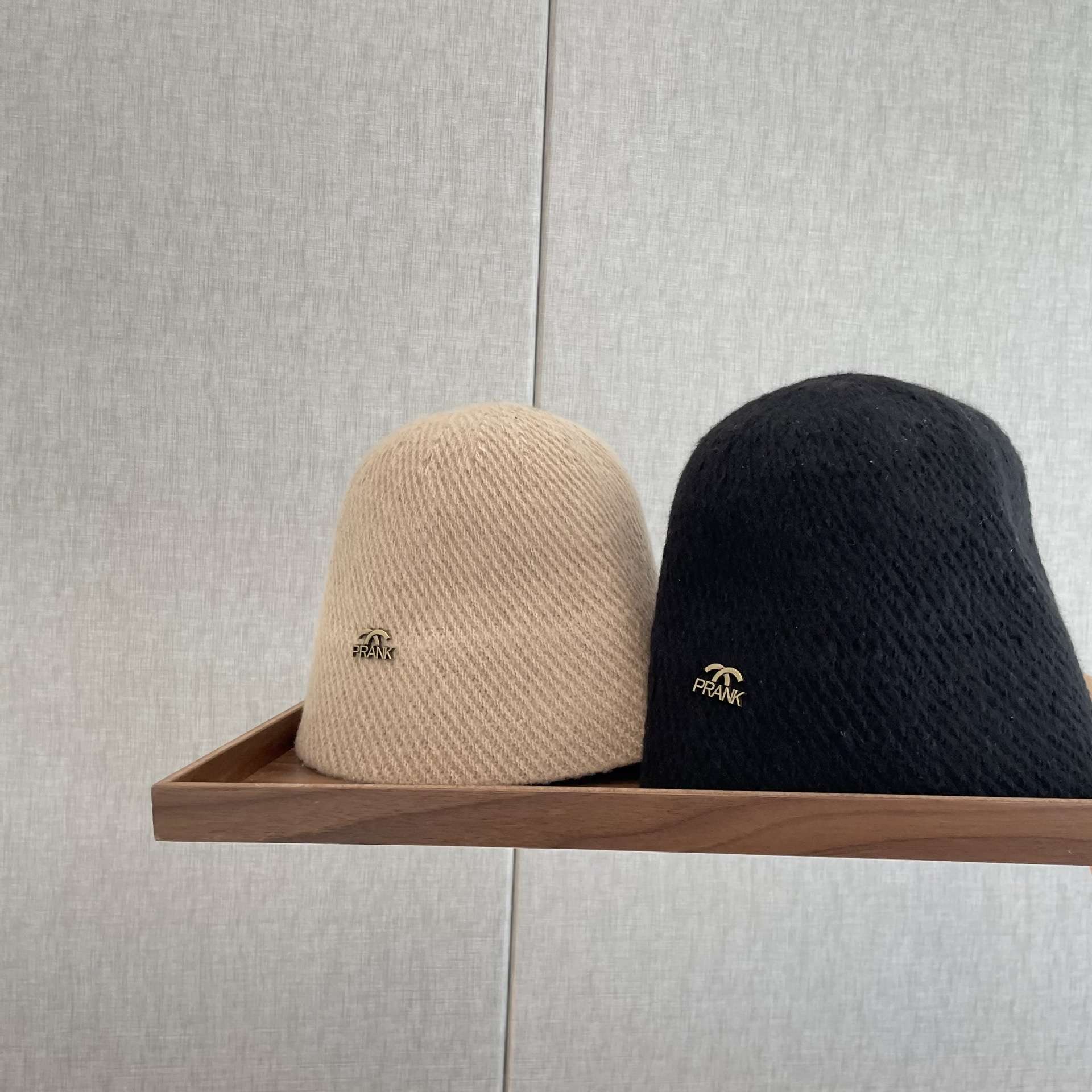 キッズ帽子  プランクロゴ入りニット素材バケットハット