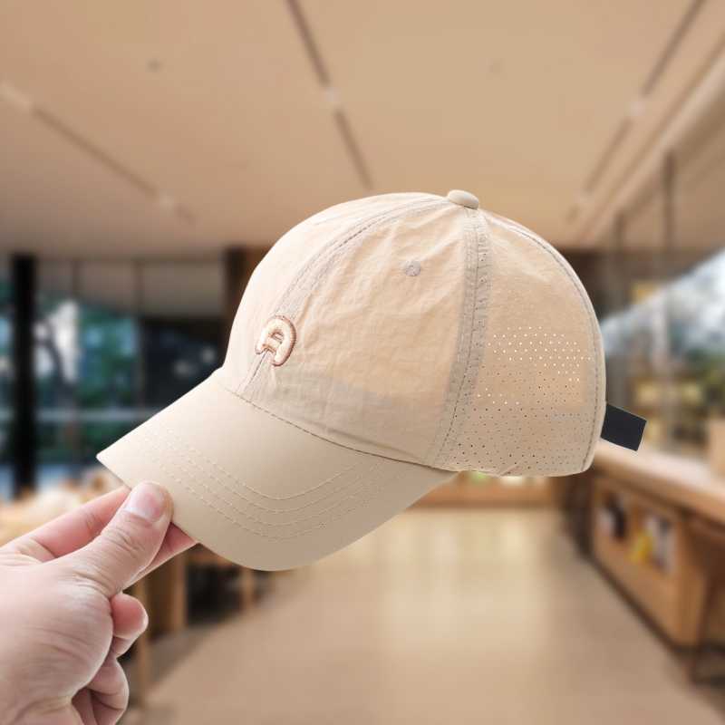 キッズ帽子 イニシャル「A」刺繍入り軽量通気性キッズキャップ
