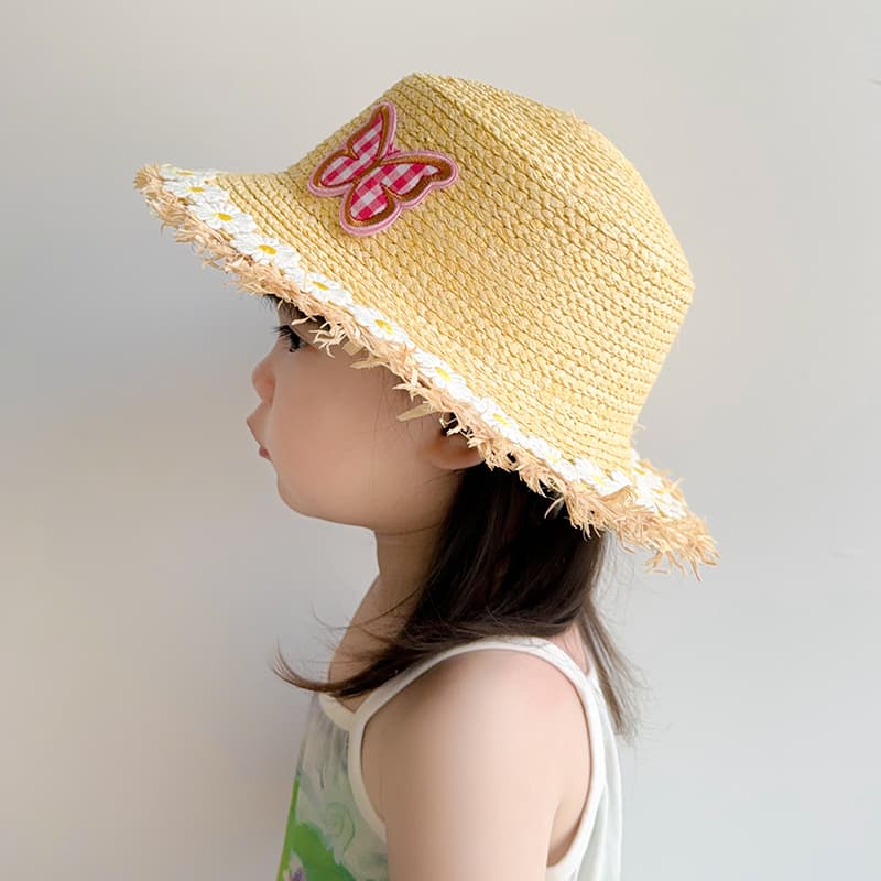 キッズ 帽子 ちょうちょ飾り付き子ども用麦わら帽子｜チェック柄＆フリンジ縁取りで夏のお出かけに