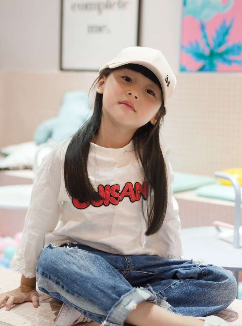 キッズ帽子 女の子に似合うクールキャップの王道！ 子供向けイニシャルキャップ