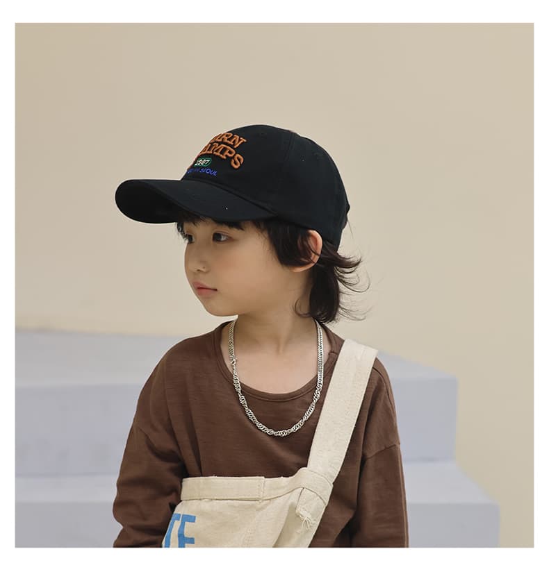 キッズ帽子 レトロ風チャンピオン刺繍キッズキャップ