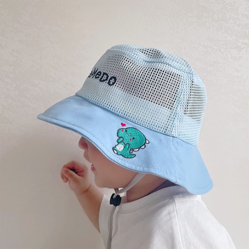 メッシュ通気バケットハット（キッズ）｜あごひもで安定＆恐竜ワンポイント付き帽子