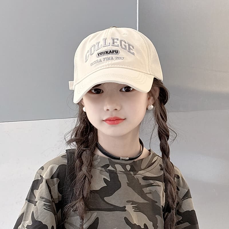COLLEGE メッシュロゴ キッズキャップ｜通気性抜群×サイズ調整可 多色展開 子ども用