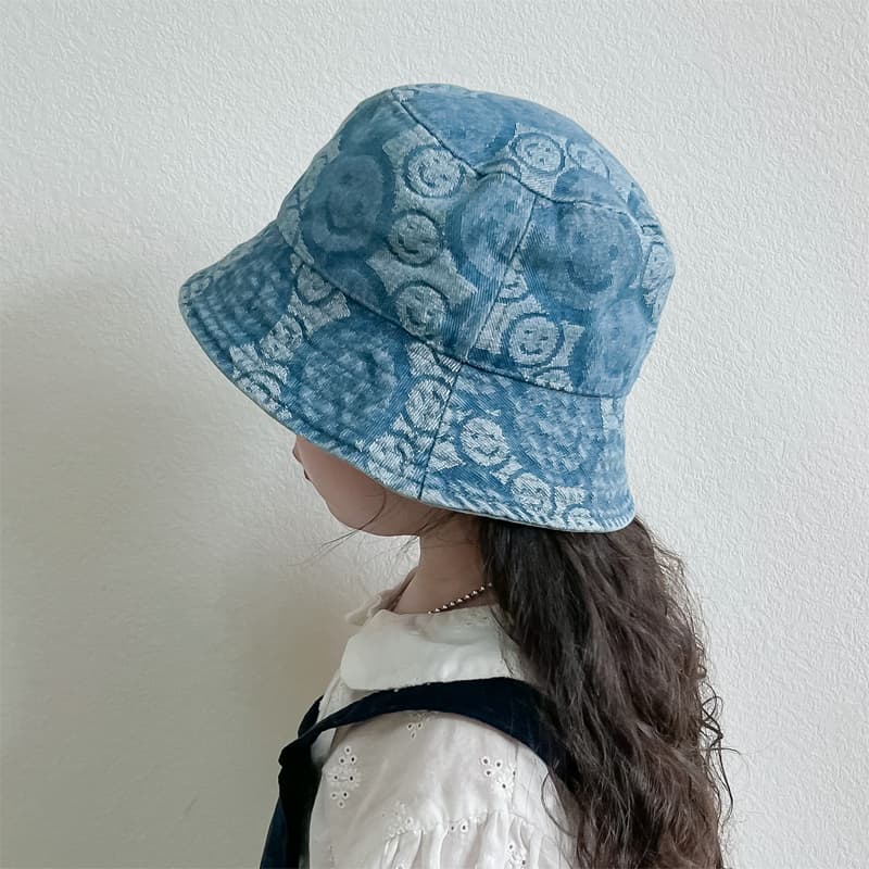 キッズ 帽子 にこにこ模様 バケットハット｜夏のお出かけ・通気仕様・日差し対策用