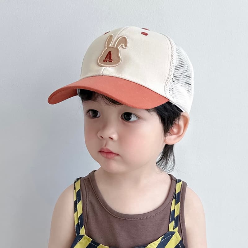 キッズ メッシュキャップ うさぎ刺繍入り｜軽量 × 通気性 × UVケア 帽子 2-10歳向け