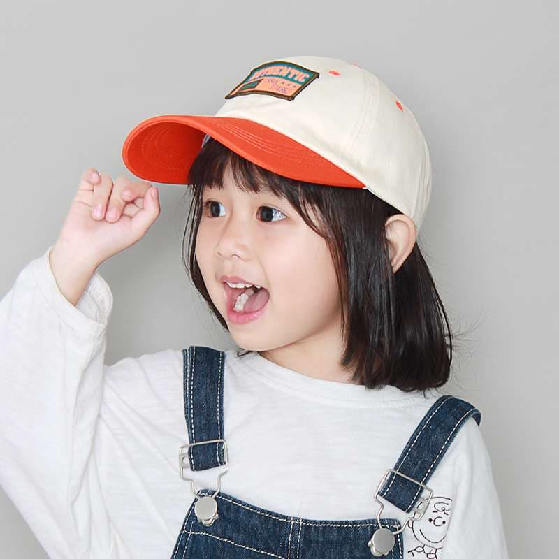 キッズ帽子  キッズ用スポーティ サイズ調整可能キャップ