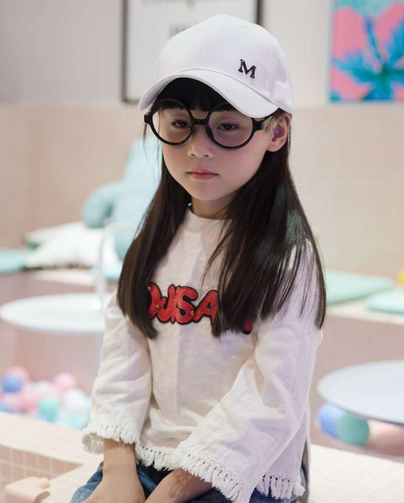 キッズ帽子 女の子に似合うクールキャップの王道！ 子供向けイニシャルキャップ