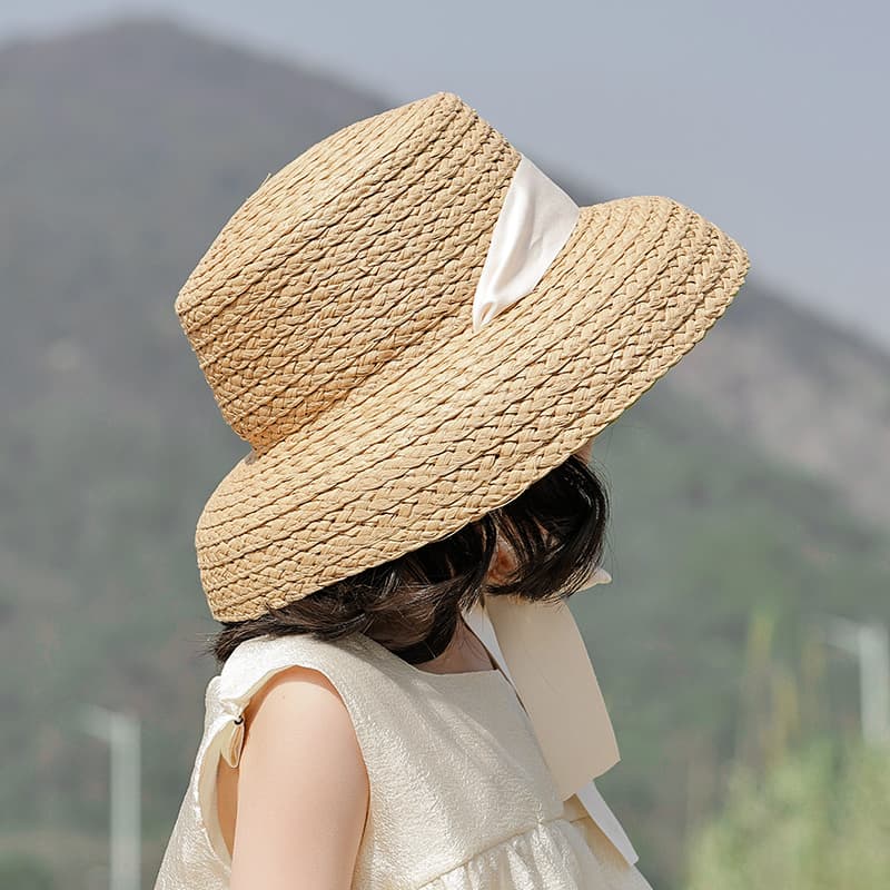 キッズ 帽子 上品リボン結び夏の子供麦わら帽子｜天然素材×白リボンでお出かけにぴったり