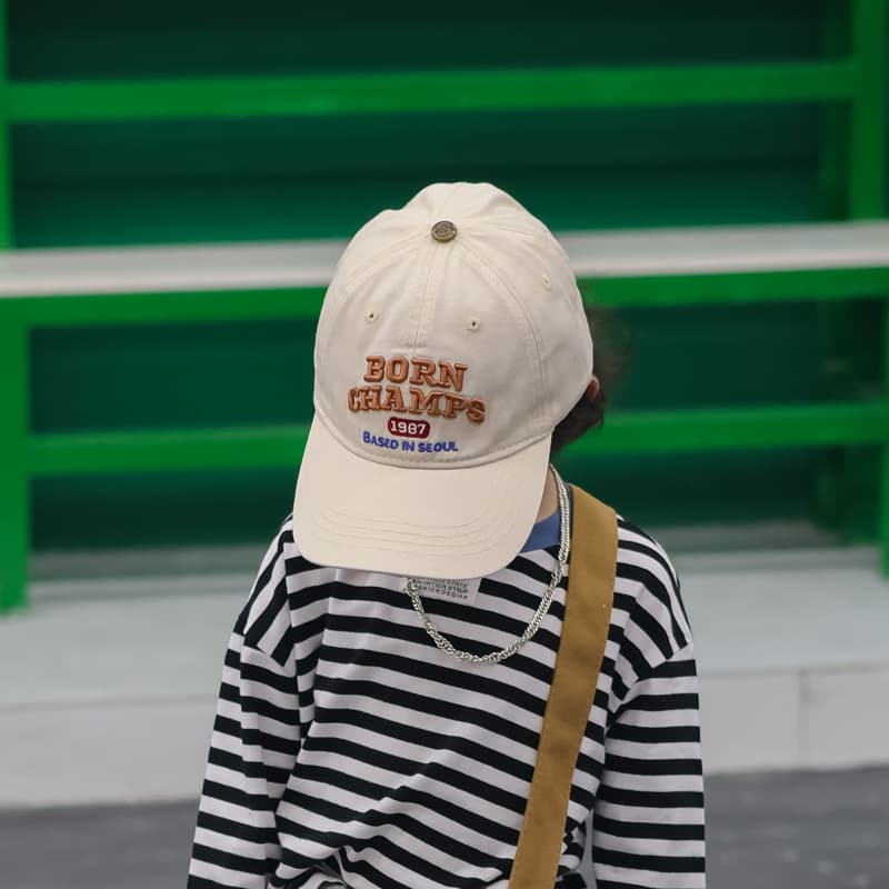 キッズ帽子 レトロ風チャンピオン刺繍キッズキャップ