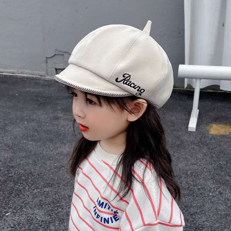 キッズ帽子 クールにキめる！“Racing”ロゴ入りキッズキャスケット帽｜48–54cm【2–10歳】