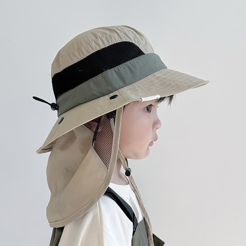 キッズ 冒険家バケットハット｜首元ガード × メッシュ通気性 × あご紐付き 帽子