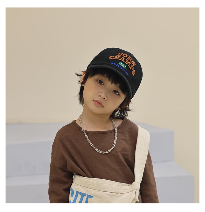 キッズ帽子 レトロ風チャンピオン刺繍キッズキャップ