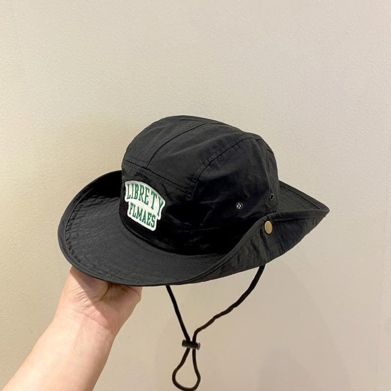 キッズ 帽子 お出かけ冒険バケットハット｜広いつば＆あご紐付き キッズバケットハット 2,860円（税込）