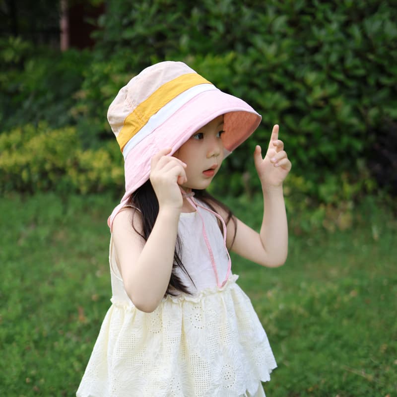 キッズ帽子 子供用日よけあご紐付き夏帽子