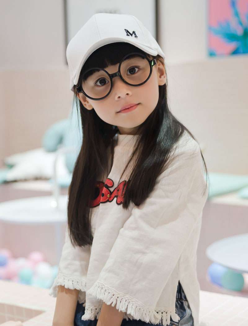 キッズ帽子 女の子に似合うクールキャップの王道！ 子供向けイニシャルキャップ