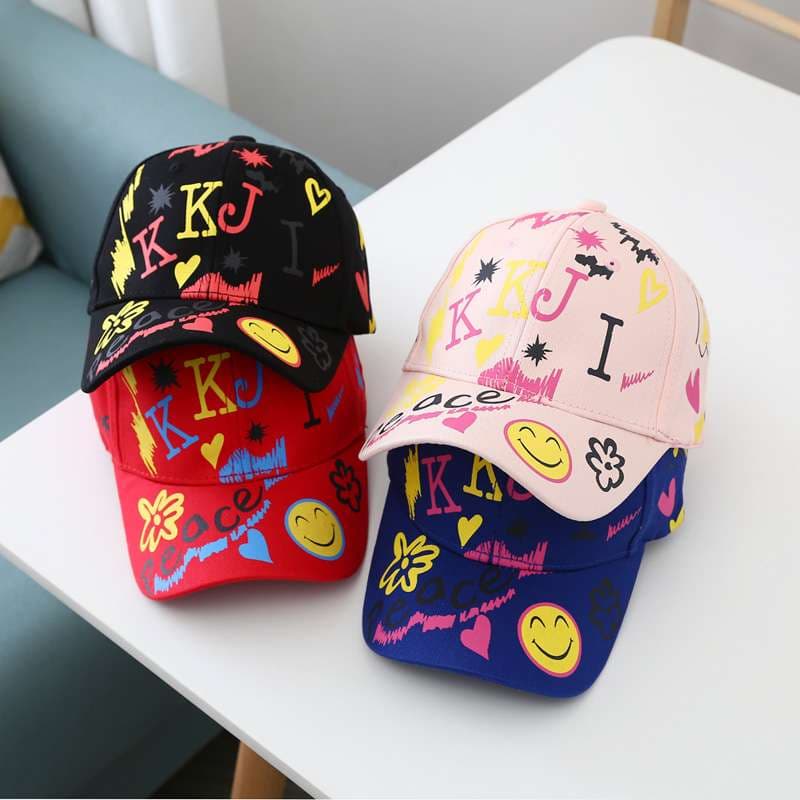 キッズ帽子 こんなに子供に似合うアートキャップは他にある！？ キッズ落書き風アートキャップ｜個性派キッズに大人気