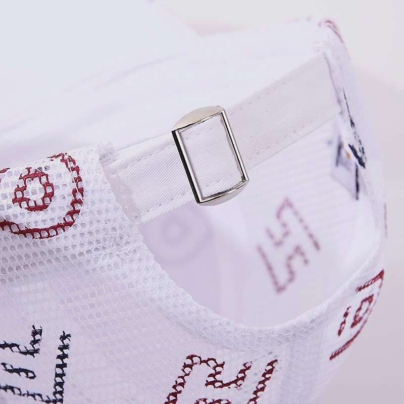 キッズ帽子 遊び心あふれる幾何学模様キャップ