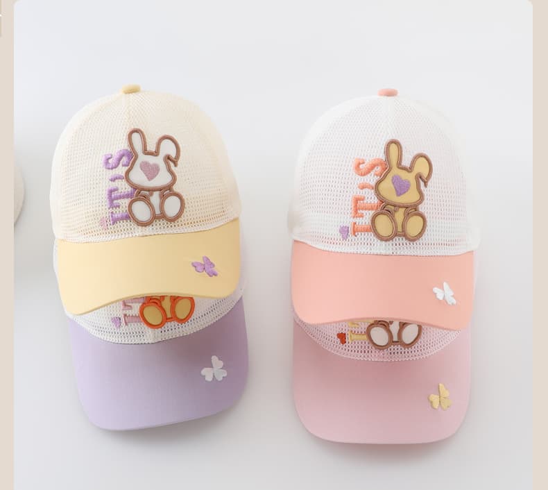 キッズ 帽子 うさぎハート メッシュキャップ|夏用 通気性抜群&可愛い刺繍デザイン 子ども用キャップ 3,040円(税込)