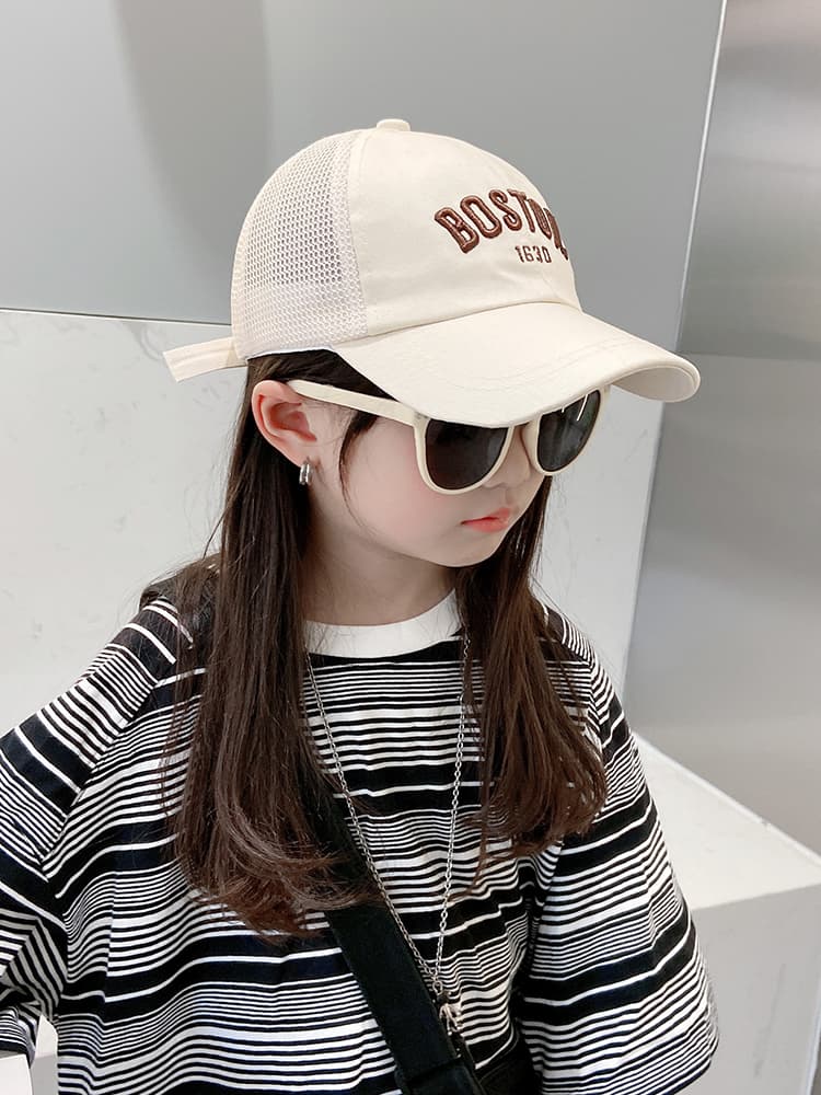 キッズ帽子 都市ロゴメッシュキャップ