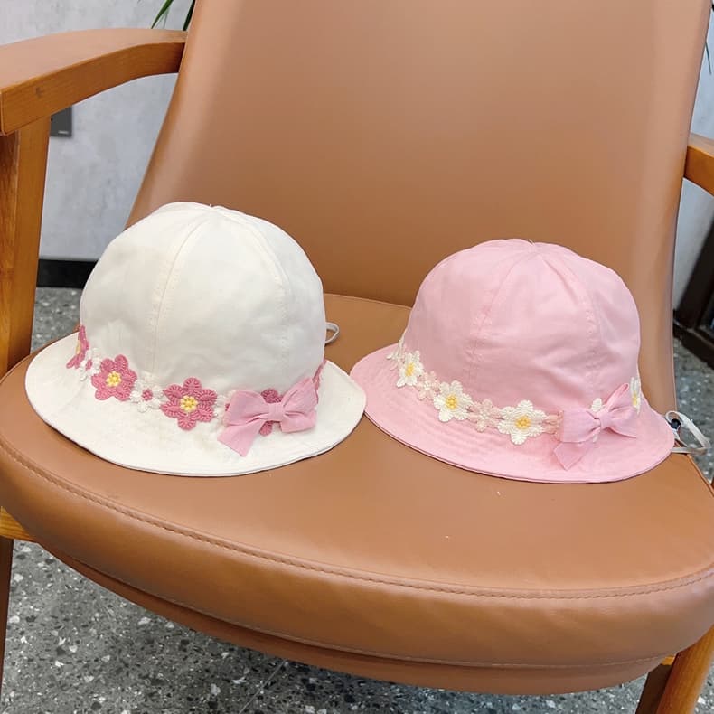キッズ 帽子 お花レース付きバケットハット|リボン&花レースで春夏お出かけにぴったり