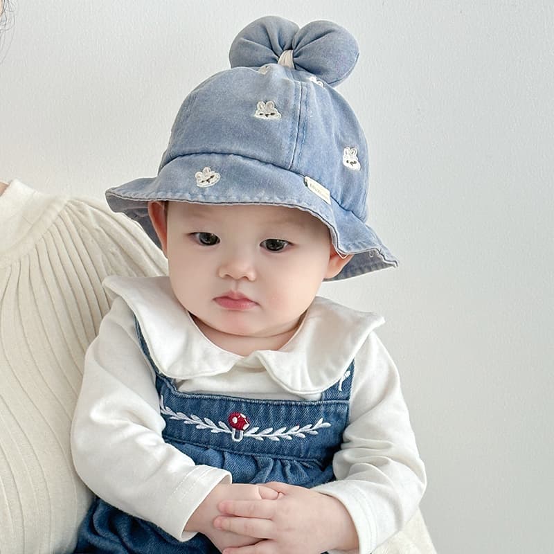 ベビー 帽子 うさぎ刺繍付きふわふわリボンバケットハット|リボン結び&やわらかコットン素材