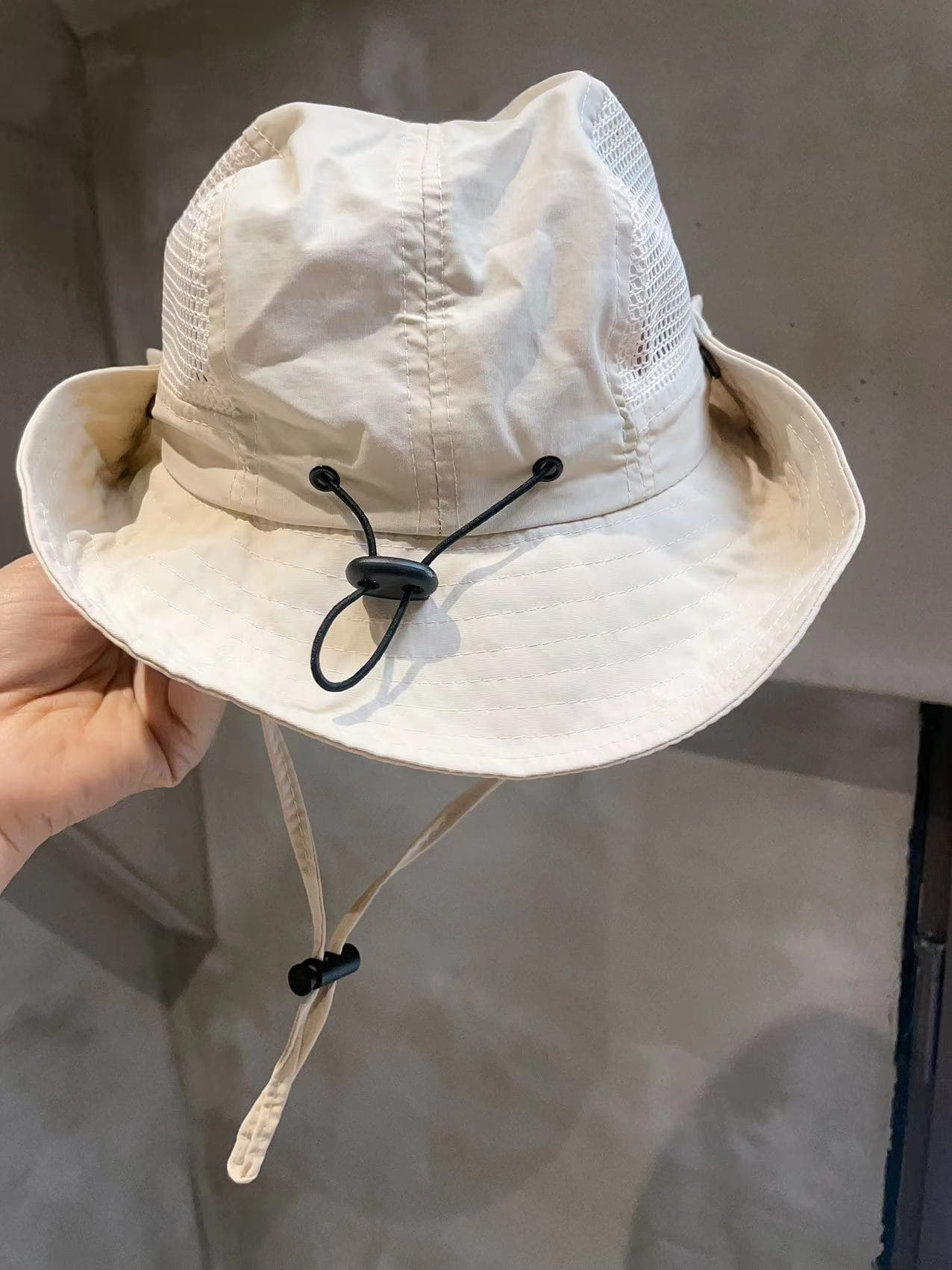 メッシュ通気性お出かけバケットハット(キッズ)|UV対応 × 軽量 × あご紐付き 日よけ帽子