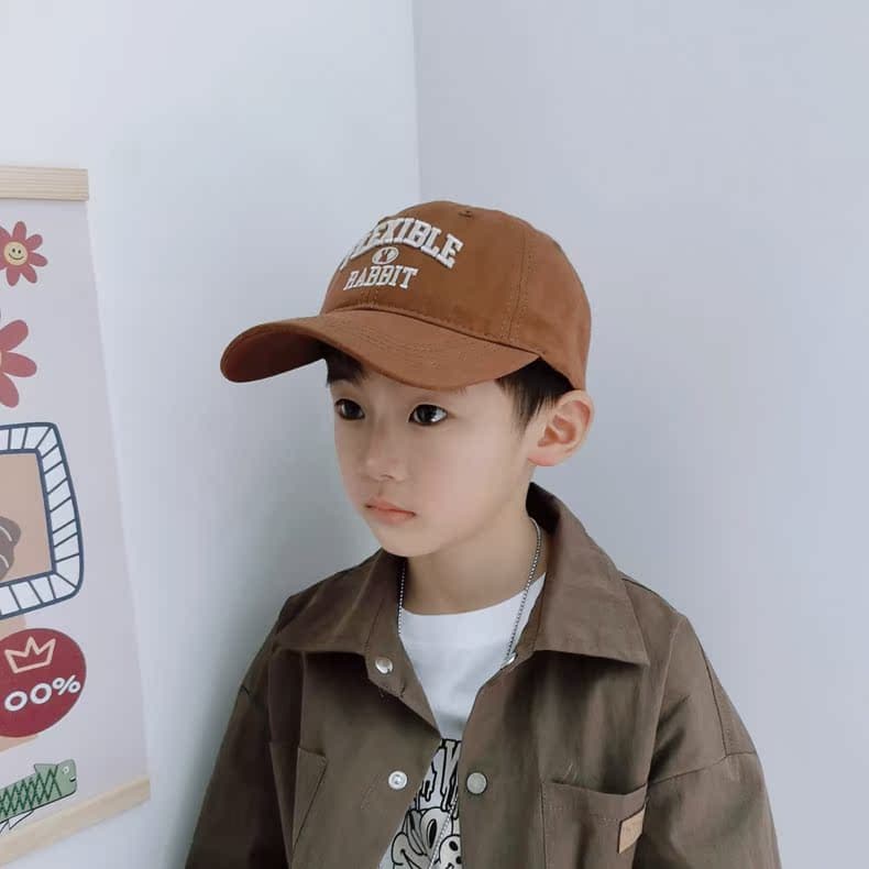 キッズ 帽子 英語&うさぎ刺繍入りキャップ|サイズ調整可 キッズキャップ 日よけ・お出かけ用