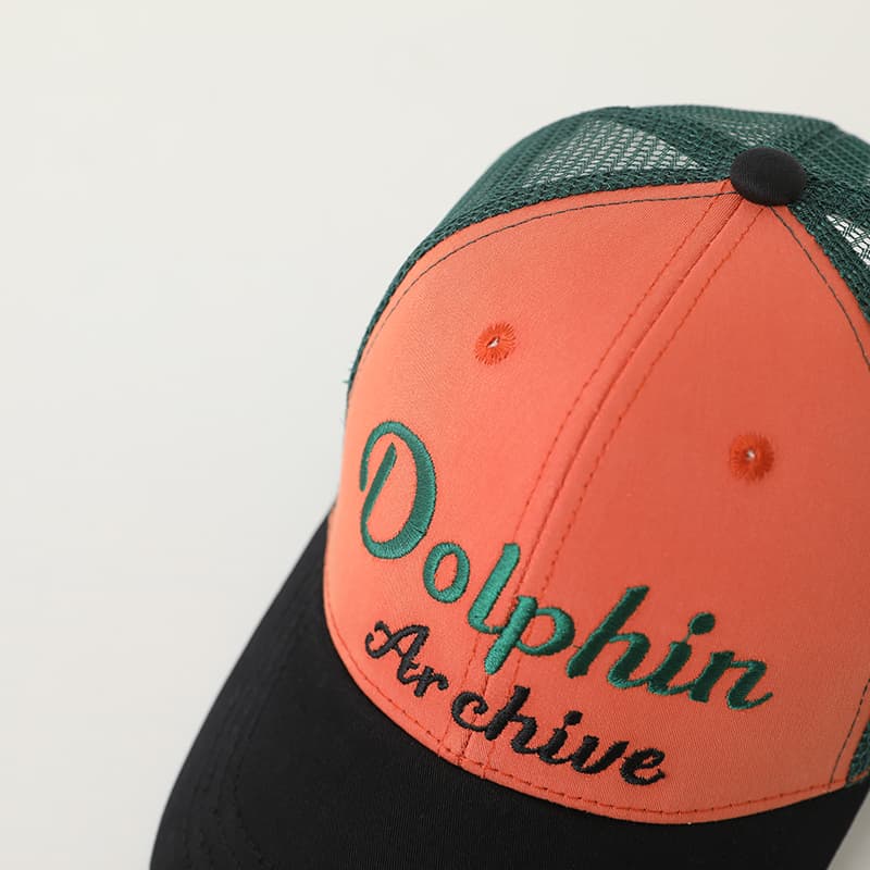 キッズ 帽子 イルカ文字入りメッシュキャップ|「Dolphin Archive」刺繍&通気メッシュ仕様