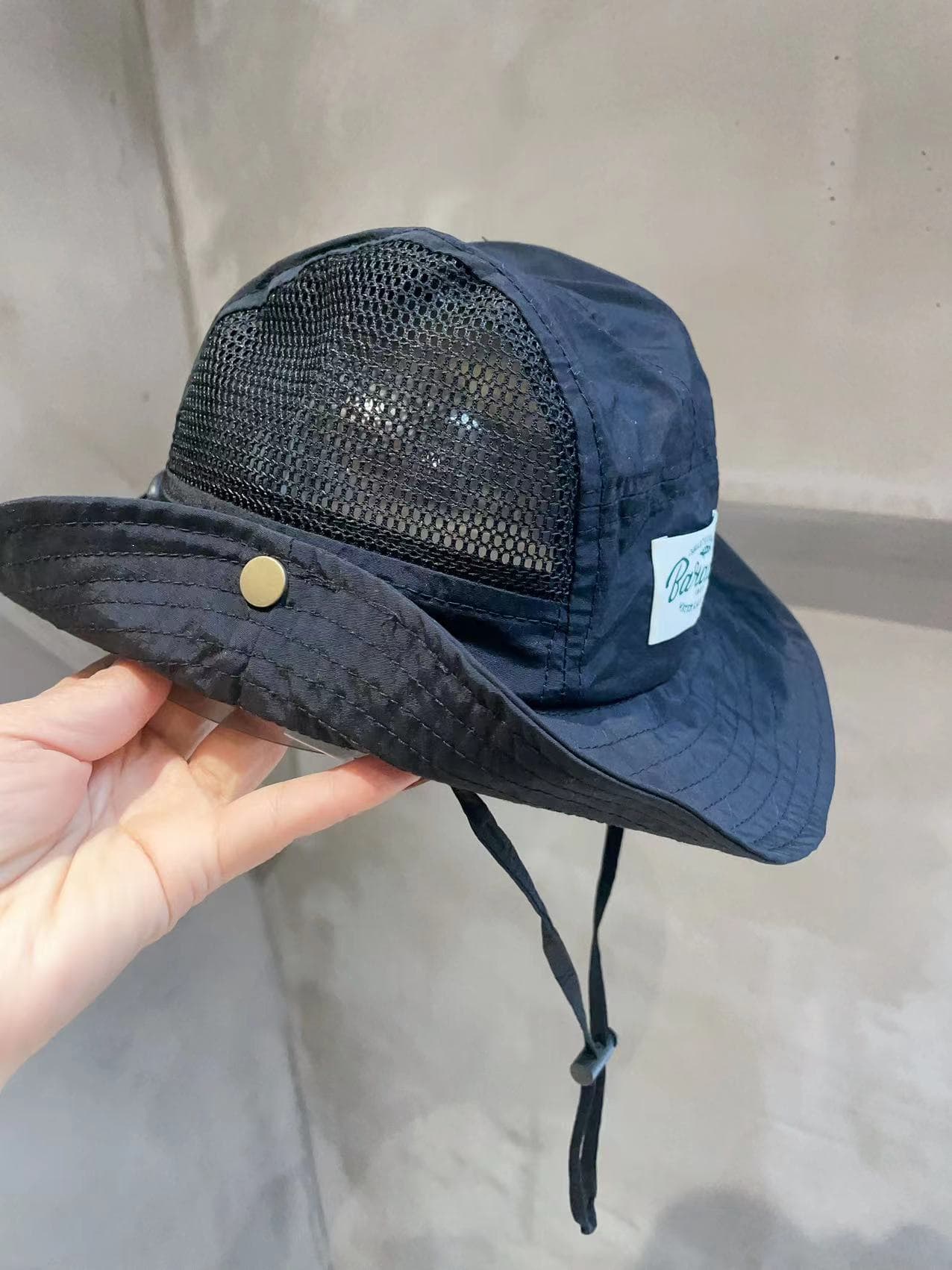メッシュ通気性お出かけバケットハット(キッズ)|UV対応 × 軽量 × あご紐付き 日よけ帽子