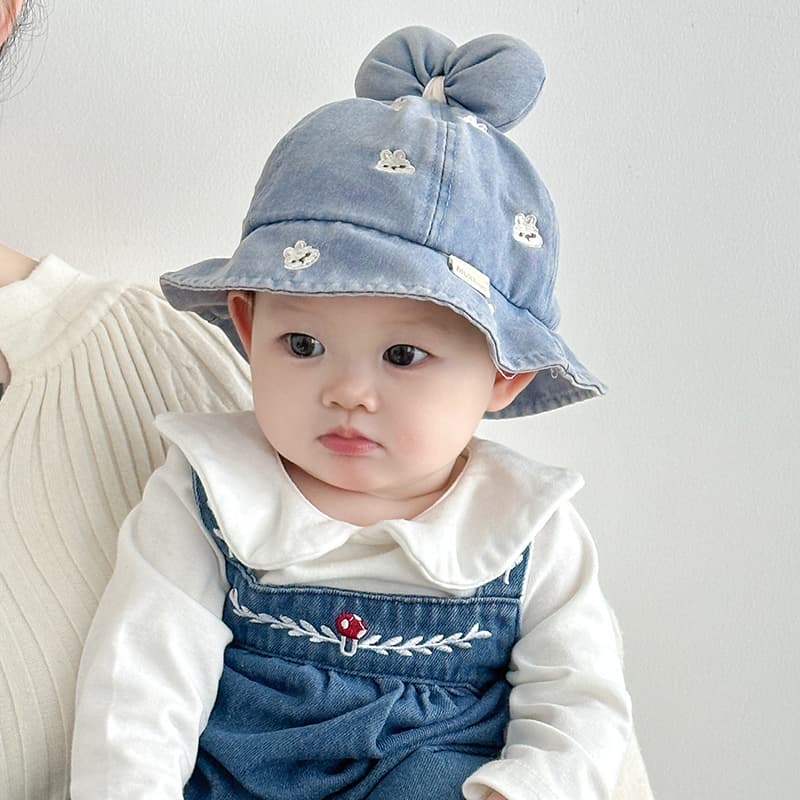 ベビー 帽子 うさぎ刺繍付きふわふわリボンバケットハット|リボン結び&やわらかコットン素材