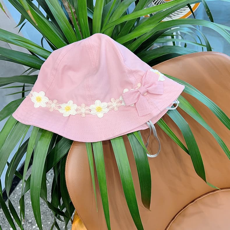 キッズ 帽子 お花レース付きバケットハット|リボン&花レースで春夏お出かけにぴったり